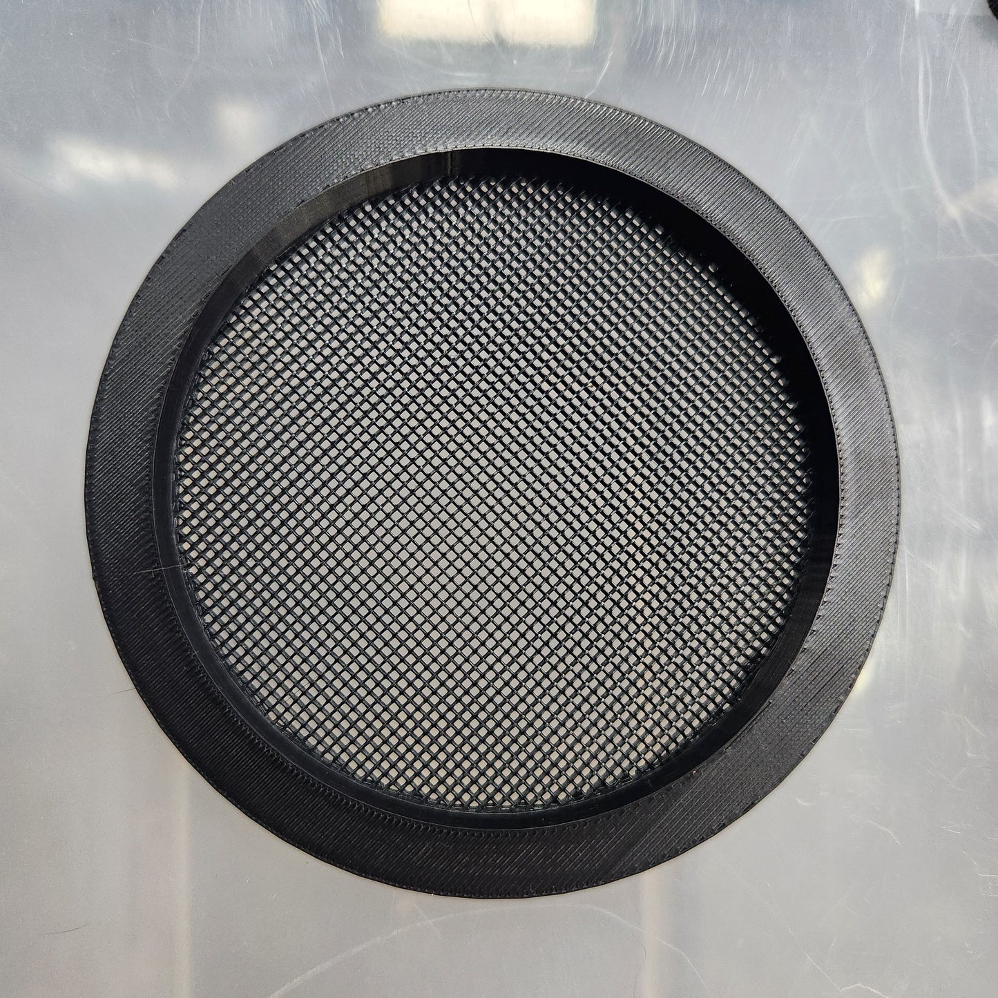 Round Ventilated Feeding/Access Hatch Large