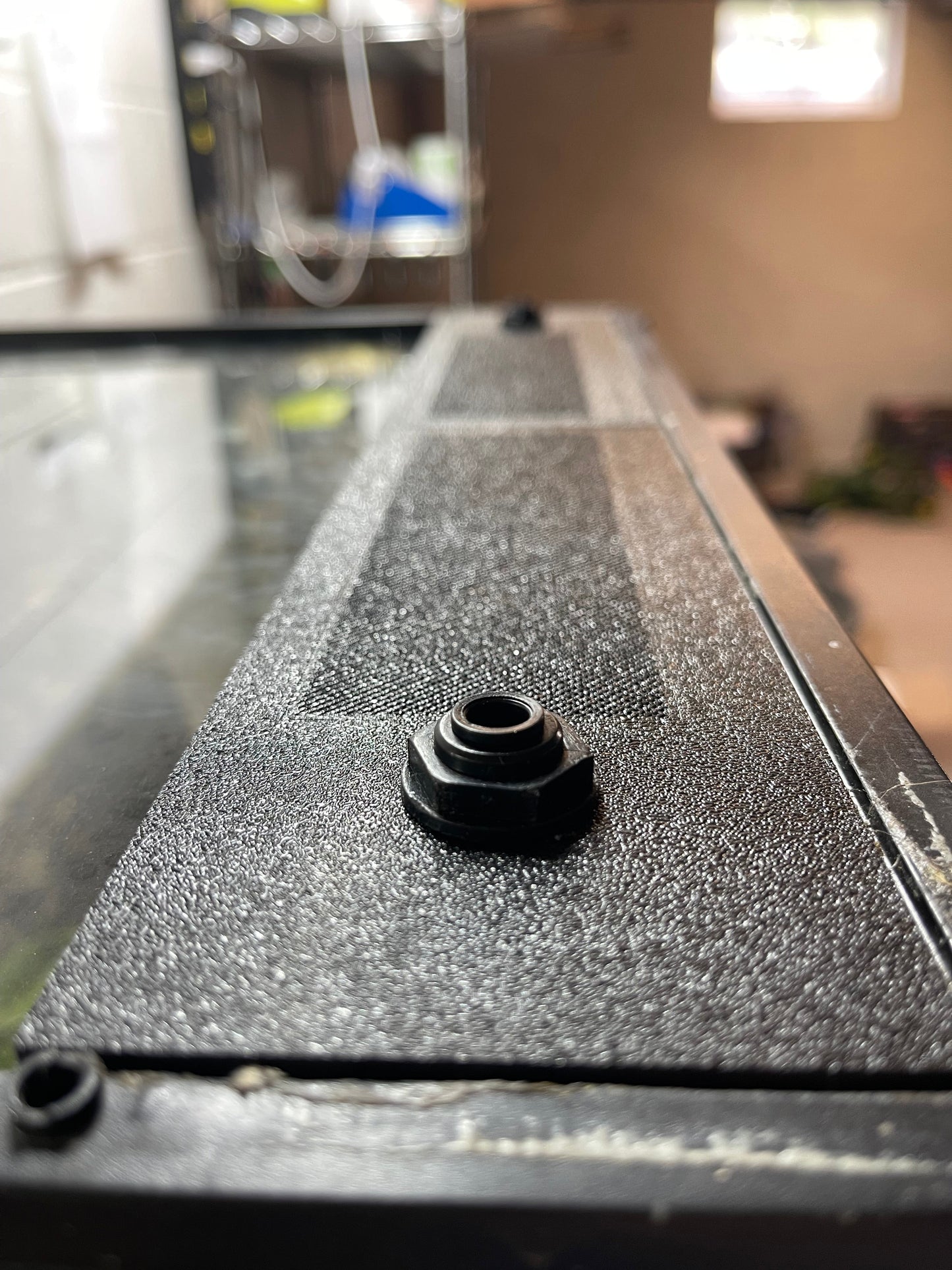 Custom Replacement Top for Exo Terra Terrariums – Humidity Retaining with Fly-Proof Ventilation