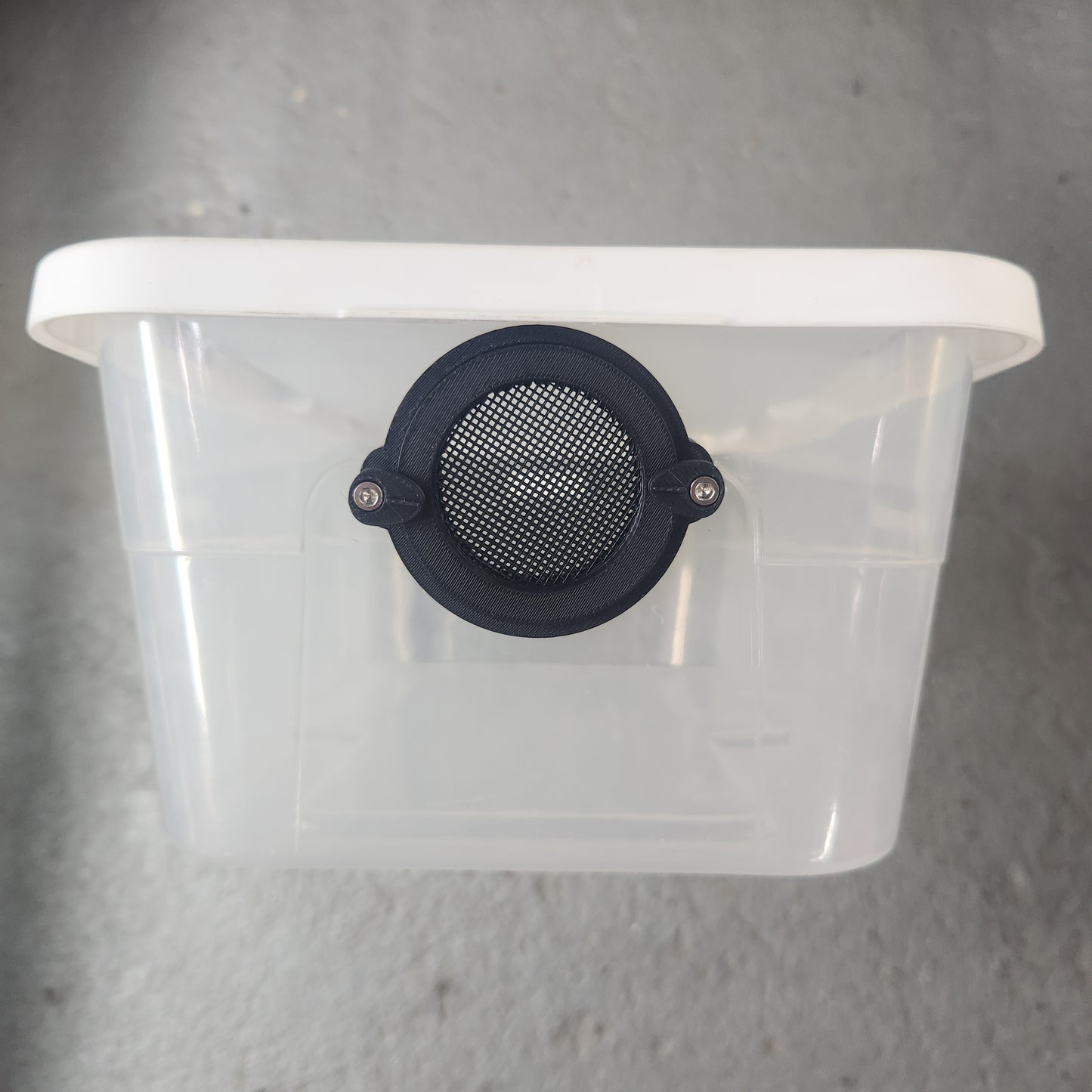Round Ventilated Feeding/Access Hatch Mini